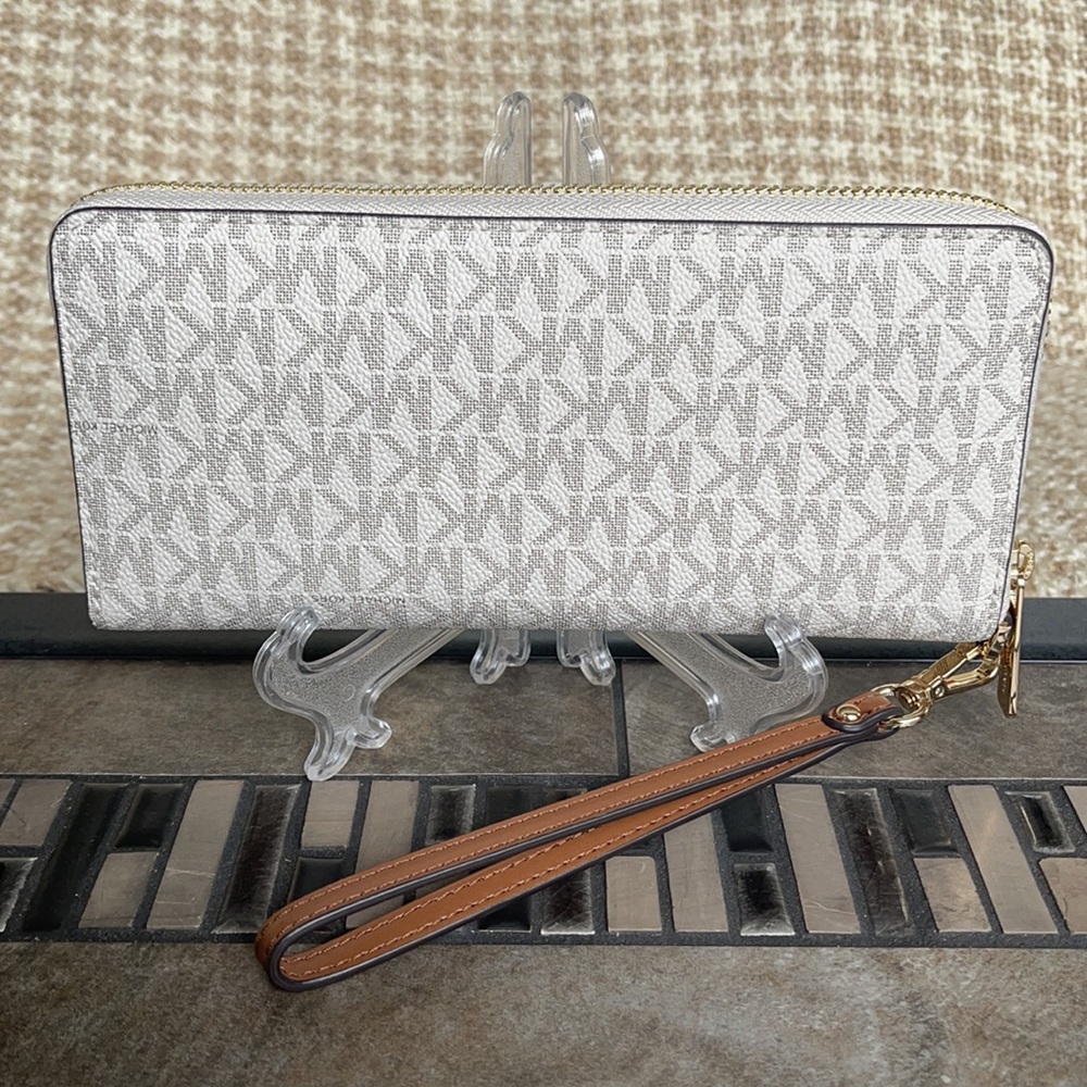 Michael Kors Jet Set Travel Large Travel CONTINENTAL Wallet-Wristlet - Picture 6 of 16
